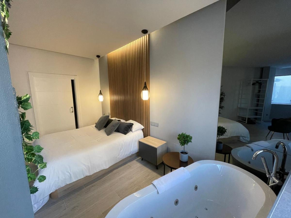 Miluisuites Loft And Spa Catedral. Сантандер Екстериор снимка